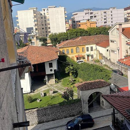 Erli Apartment Shkodra Exterior foto