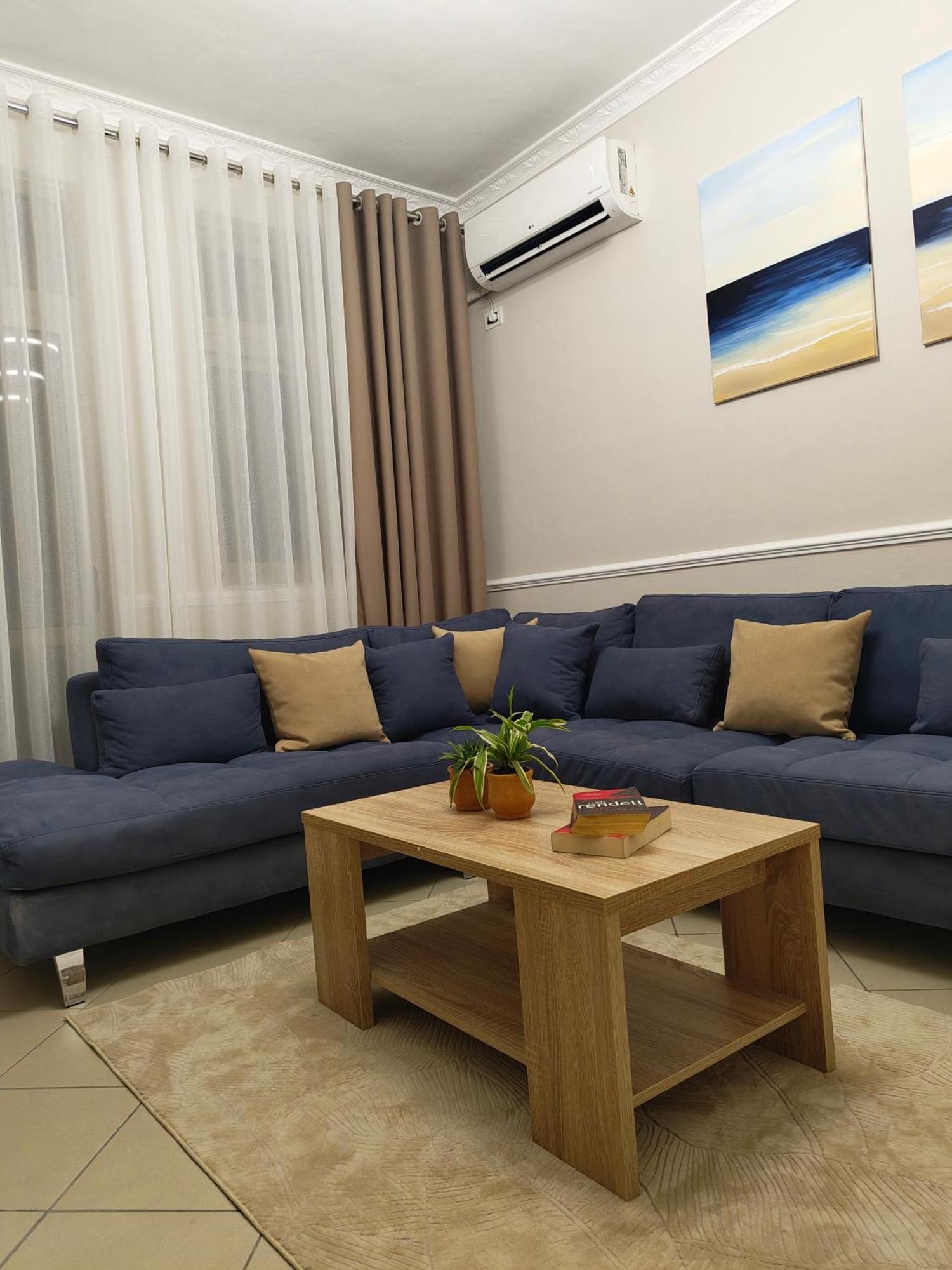 Erli Apartment Shkodra Exterior foto