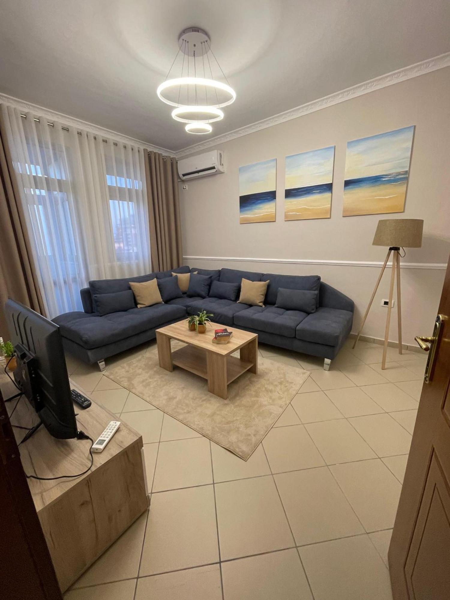 Erli Apartment Shkodra Exterior foto